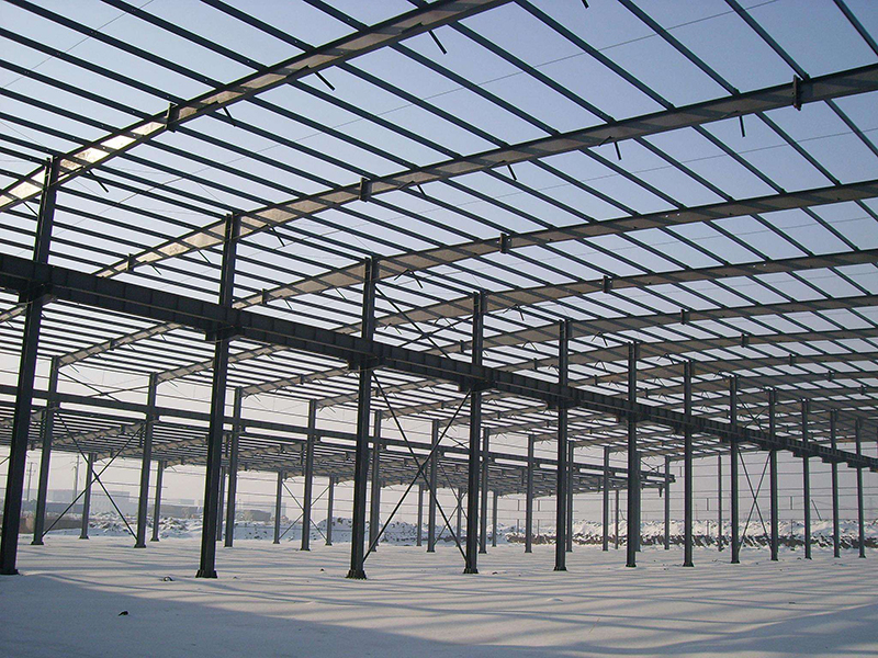 济南钢结构厂家：单层钢结构厂房的造价分析